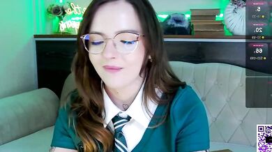 Ginger_Pie goes wild on Ecstatic Shivers stream with intense cam action and intense chemistry