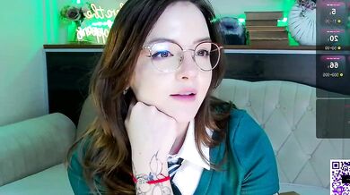 Ginger_Pie goes wild on Ecstatic Shivers stream with intense cam action and intense chemistry