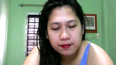 Sweetsexysmile's steamy foot fetish video with blonde milfs and oily doggy-style action