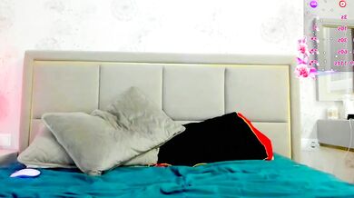 Your_bunnygirl's petite frame can't handle the topless-anal-handjob-cumshot-cum-masturbation