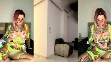 Mia-Fuchs enjoys a hot dildo-or-vibrator session with her young friend in the great outdoors