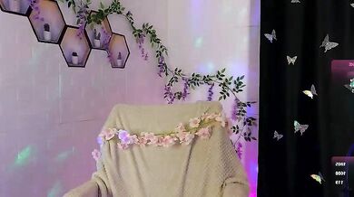 Watch Elsa_wow's insane goal and sluts in this hot cam video