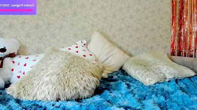 Crystalnut's captivating curves and perfect tits - naked video