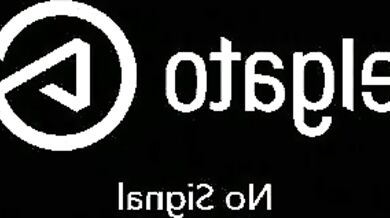 Katyerave's petite frame twerks in cam while getting spanked and fingered