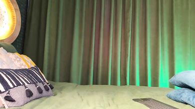 Twixsex - A Sensual Beauty's Roleplay with Enchanting Pleasure