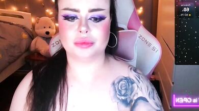 Watch Exquisite Belle Quiver with Ravishing Rump in this Mesmerizing Video