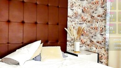 Mary___walker's mesmerizing beauty and sensual skills will blow your mind!