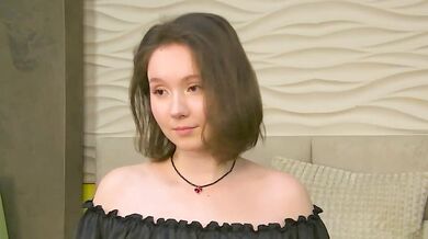 Watch IreneRaye flash and twerk in public with her tight young ass in view - POV