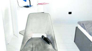 Kokyokka_v's steamy oily show: Anal-dildo, squirt, and deepthroat action with big-ass