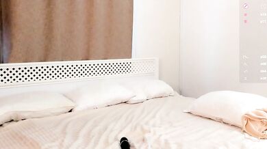 Watch Stunning Booty influencer Graceful Curves & Lipswithsweetonthem's Intense Breathless Preview