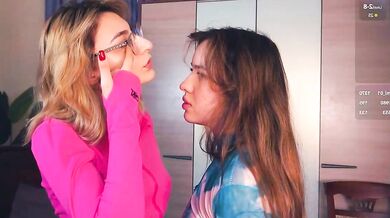 TateDevon's steamy cosplay will make you want to twerk and shave in the middle of the room