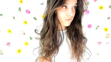 Talented babe Babyaylin shows off her cam skills in hot video