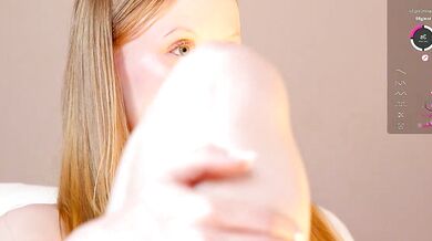 Watch Energetic entertener Cam Video captivating and naked with cute_shine