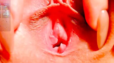 Watch Graceful behind & sensual curves in virtual footage with Nude Girl