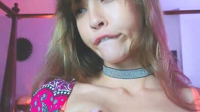 Watch the Beautiful Derriere Engage in a Nude Leak with her New Video!