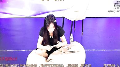 XG_GH123's wild cam show: Asian camgirl twerks and gets nailed in various positions!