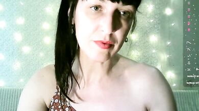 MarieODahliaS strips down & pleasures herself in HD striptease