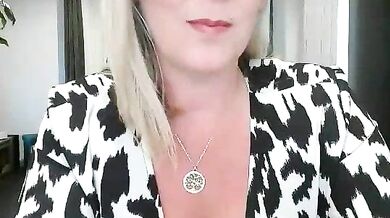 Interactive solo show featuring blonde milfs with small tits fingering and playing with oil-show toys