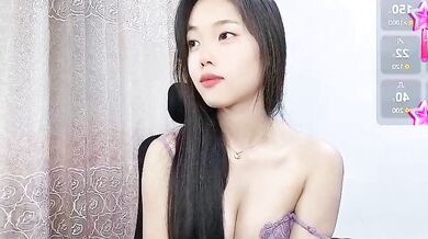 Lvy--v's romantic-asian striptease with toys-interactive cam-show
