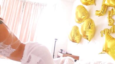 Kendalltyler's stunning body is the perfect frame for her captivating cam slut assets
