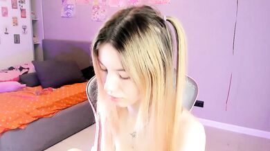 Mia_Gothh's naked body is a total stunner - Intense shivers, Ravishing melons, and perfect curves!