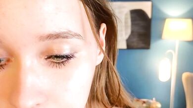 Tonya Taylor's Energetic Performances on Camera - A Nude Leak Show!