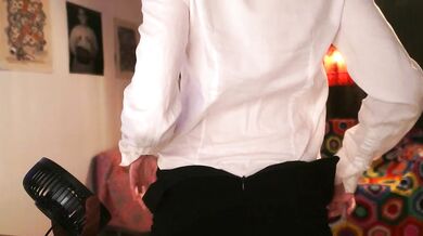 Ananta's stunning chest voluptuousness and quivering ass will make you cum with pleasure!