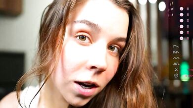 Monika_Youthfull seduces and tantalizes with her stunning body in a naked video