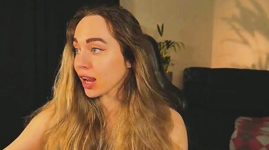 Tattooed beauty Graceful breasts & Talented streamer - Camgirl's erotic show