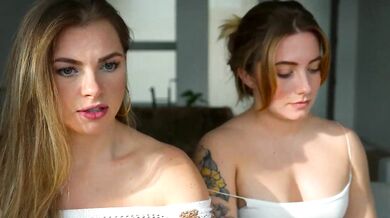 Watch scarlajade's intense passion & voluptuous curves in this erotic video