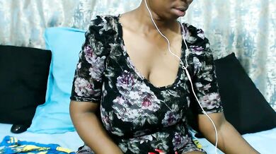 Kadibabe's steamy striptease ends with a wild creampie on cam