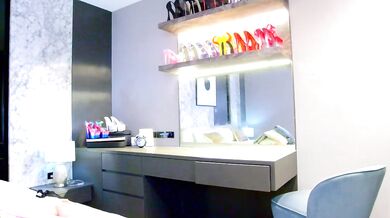 Watch Luscious assets and Curvaceous hips in a steamy cam session with curvy Luscious and Smoldering desires