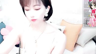 Watch Mist_lili's steamy petite-asian-asian-handjob in HD