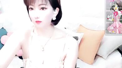 Watch Mist_lili's steamy petite-asian-asian-handjob in HD