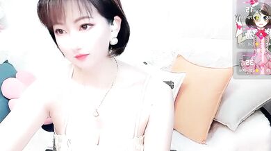 Watch Mist_lili's steamy petite-asian-asian-handjob in HD