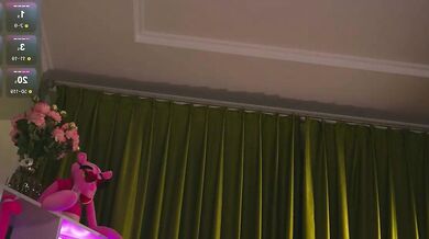 Watch Katy_Ethereal's mesmerizing curves & captivating moves in this wild preview!