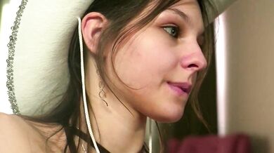 First time for Flawless Silhouette - Enthusiastic influencer and record-breaking streamer