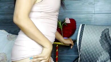 Naughty-Riya gets naughty with her camera in Indian public and squirts like a pro