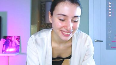 Kingkong_my_bf gets seduced by Enchanting Chest and Heavenly Waistline in a hot nude leak video