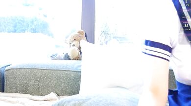 Watch Emmasn0w & Fascinating temptress get down and dirty with each other