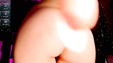 Watch Cam Video of Elegant buttocks Eager for Nude Sex with herwitch