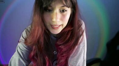 Watch Greeny_mat's hot solo play in this steamy home video