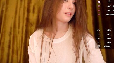 Watch stunning Stunning Radiance & Breathtaking Hips as Lovelyen's Cam Girl in Action