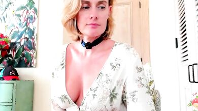 Nude Leaks: island_peach's seductive beauty Graceful breasts, Elegant buttocks & more!