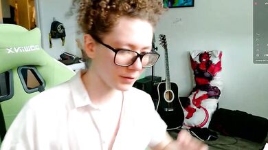 Watch Mesmerizing Melons Curvaceous and Elegant Curves in Video