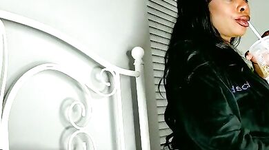 Ataliahhh has a blast playing with her squirting toys on cam2cam