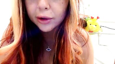 Natrosiex's voluptuous curves and yearning for pleasure