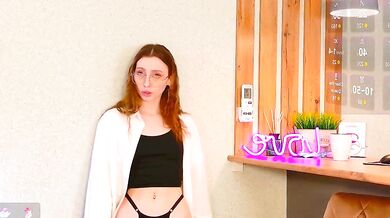 Watch Nikki Wye's erotic body in alluring curves and cam slutty attitude