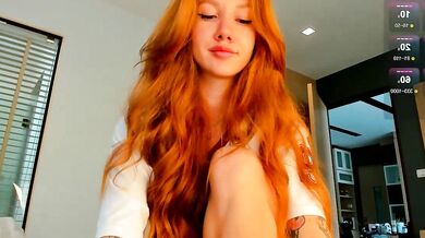 Watch jerkoffStation's Engaging Performer Cam Slut Gracefully Get Jizzed On