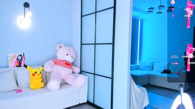 Watch the sensual seduction of Natural Body and Throbbing tremors with Erotic tremors assets